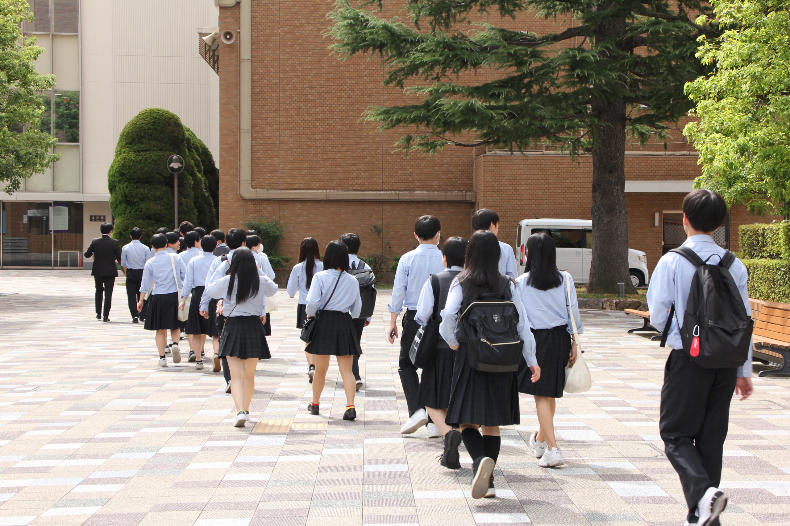 福知山淑徳高等学校の生徒の皆さんが来てくださいました