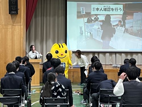 本学学生が選挙出前授業を実施！—右京区学生選挙サポーターとして活躍—